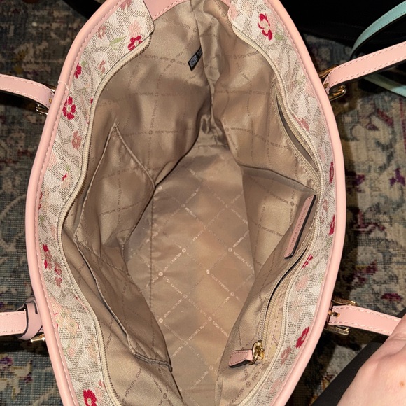 Michael Kors Pink Floral Tote Bag - Picture 4 of 9